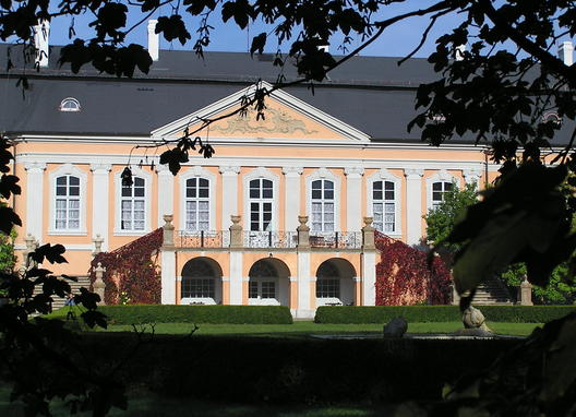 ZÁMEK PETROHRAD