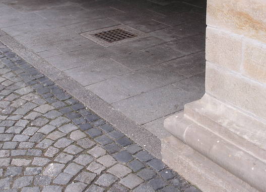 NÁMĚSTÍ V ŽATCI - NÁVRH DLAŽBY V PODLOUBÍ 
